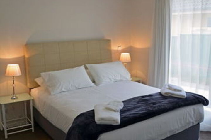 Room 2 of 12