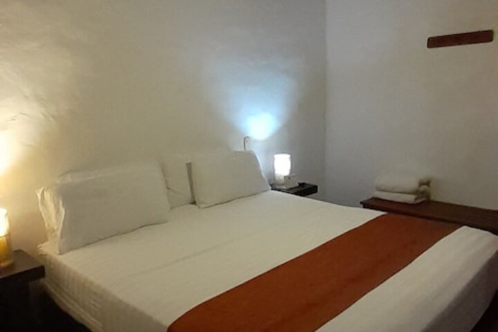 Room 21 of 121