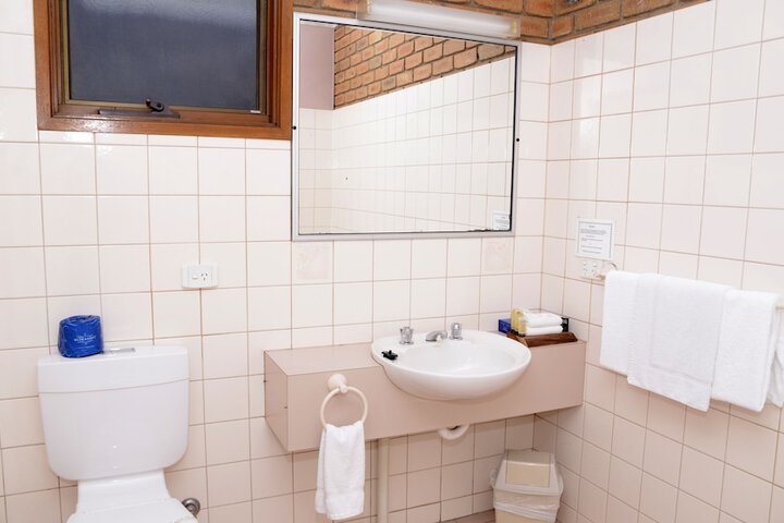 Room 15 of 29