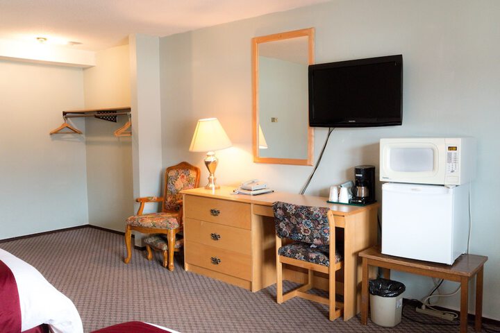Room 7 of 51