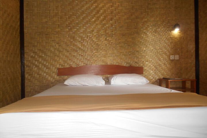 Room 6 of 69