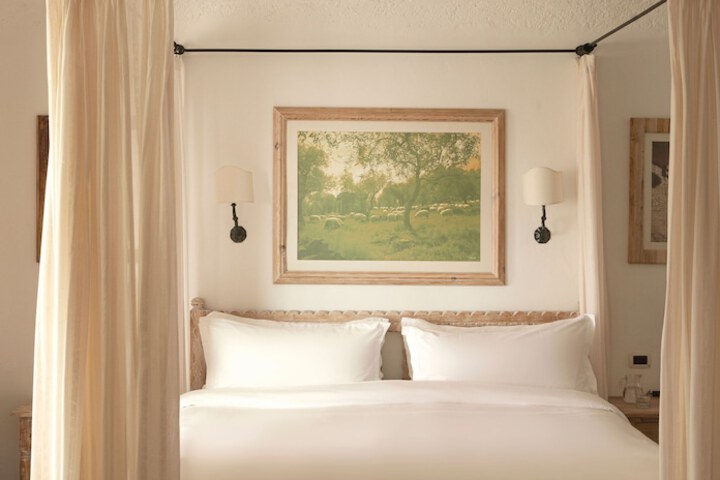Room 22 of 170