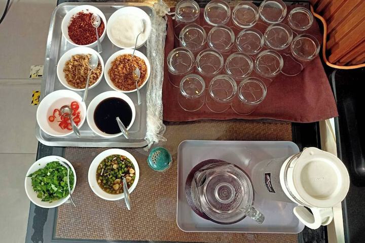 Breakfast/Coffee Service 19 of 24