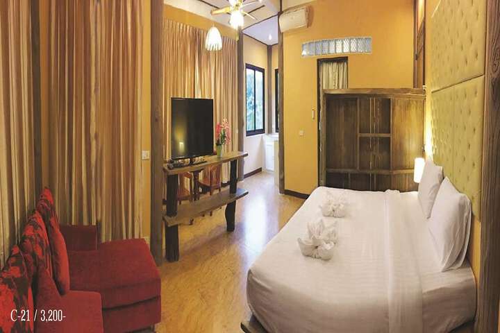 Room 15 of 64