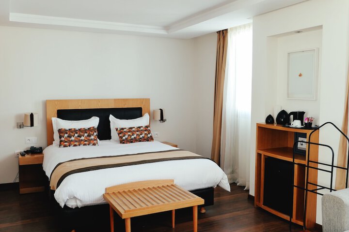 Room 48 of 108