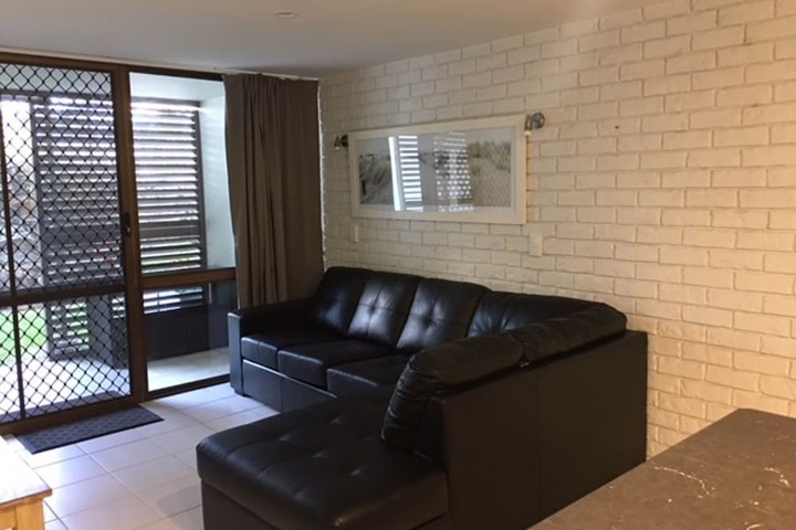 Room 25 of 51