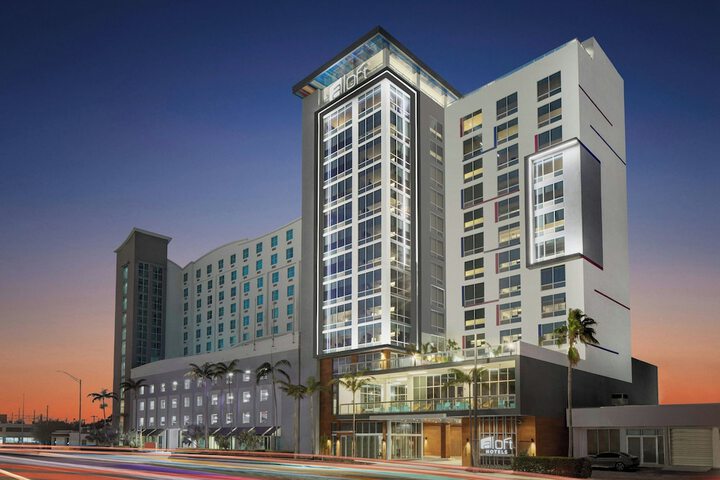 Exterior of Aloft by Marriott Fort Lauderdale Airport