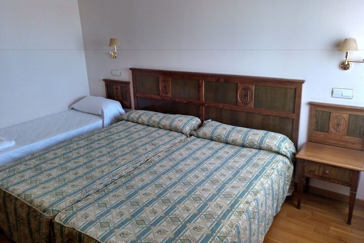 Room 4 of 22