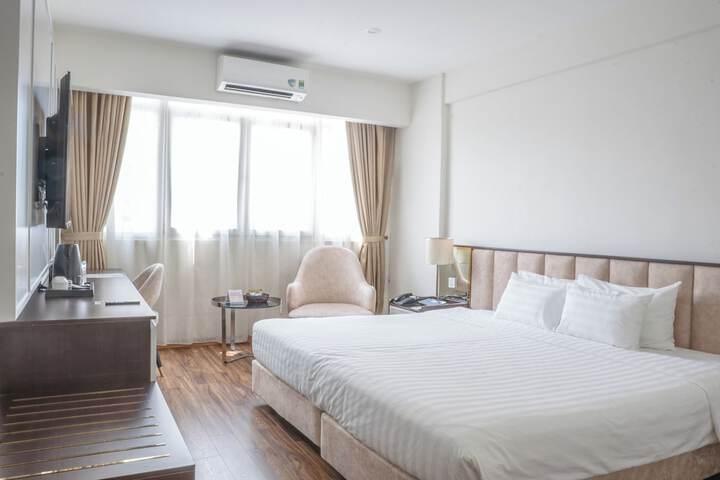 Room 25 of 123