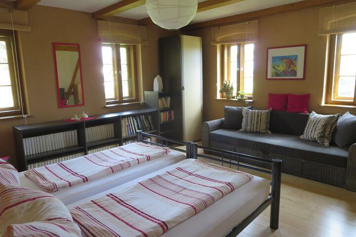 Room 4 of 14