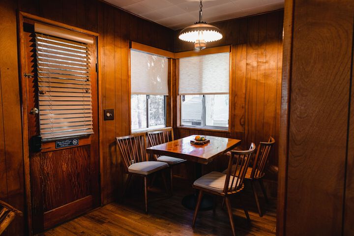 Room 40 of 74