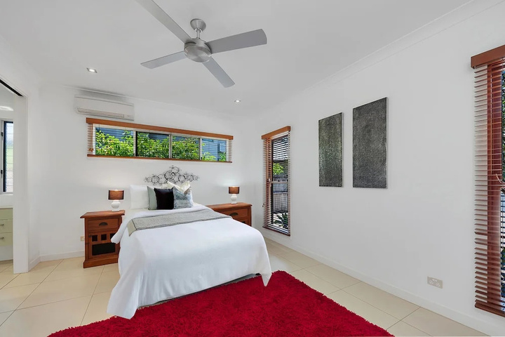 Room 3 of 22