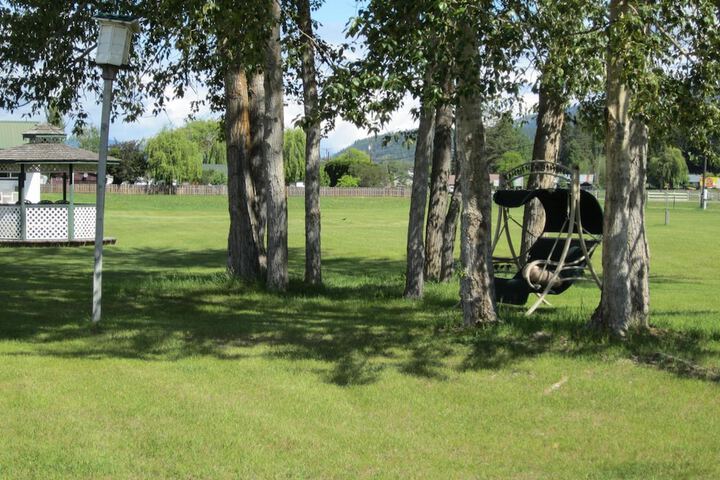 Property Grounds 48 of 56