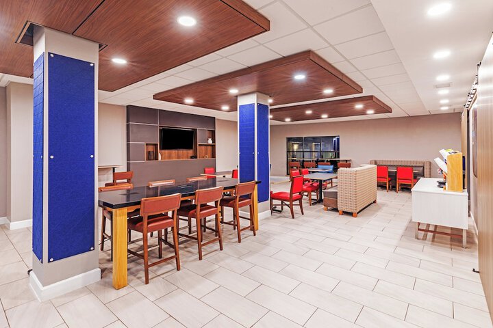 Breakfast/Coffee Service 61 of 74