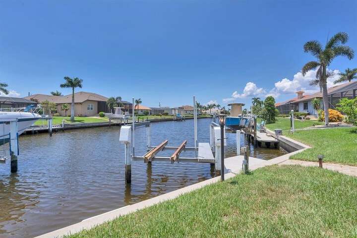 Property Grounds 36 of 38