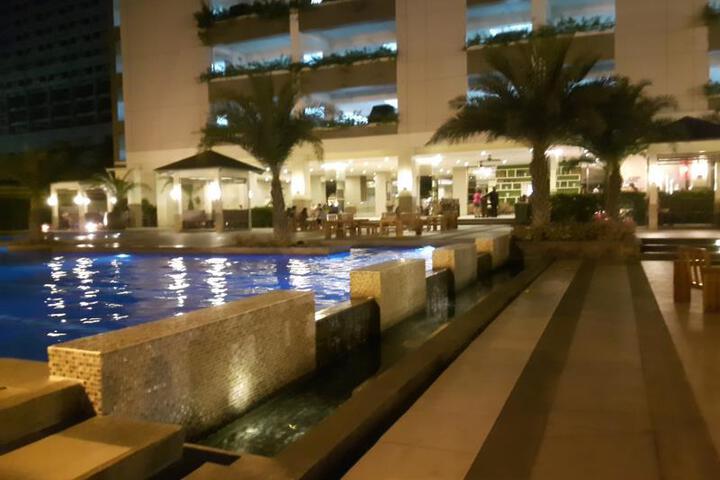 Pool 5 of 5