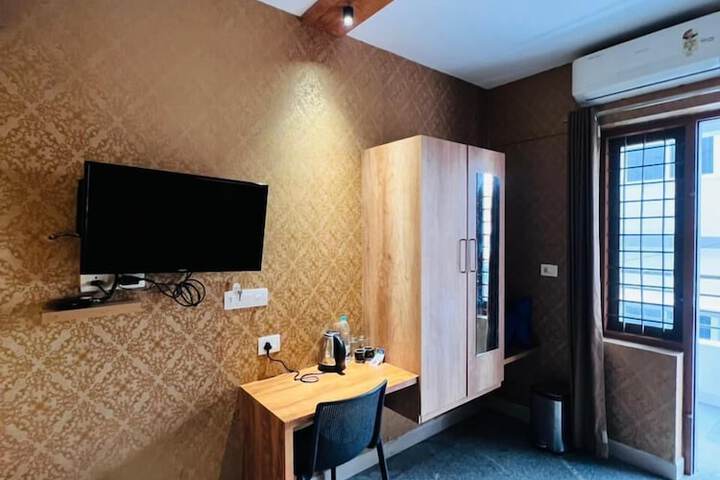 Room 14 of 49