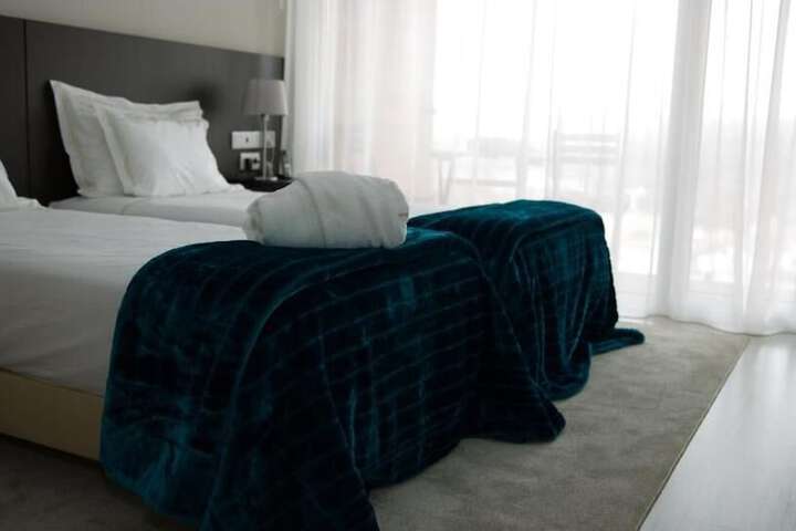 Room 3 of 16