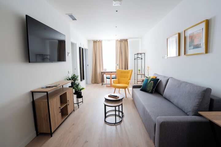 Room 18 of 22