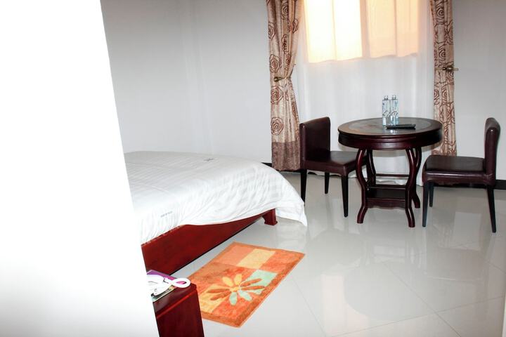 Room 40 of 117