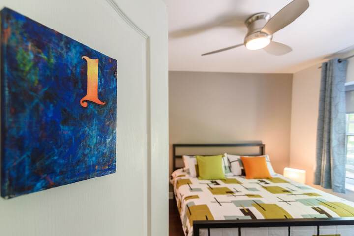 Room 40 of 114