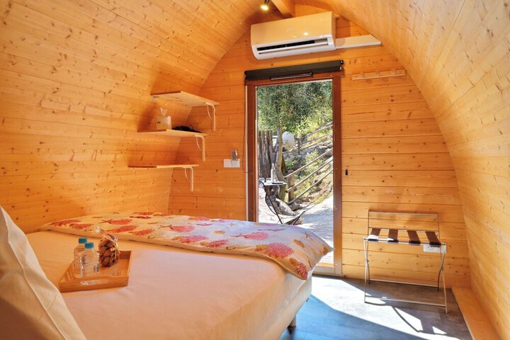 Room 28 of 83