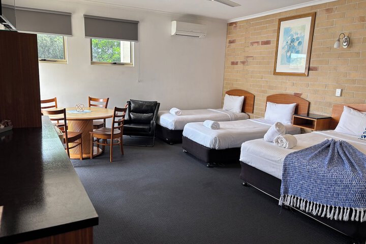 Room 18 of 52