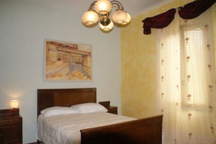Room 3 of 12