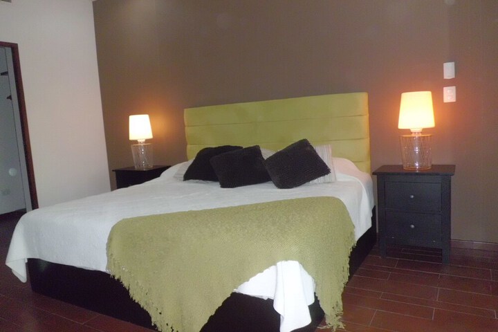 Room 3 of 18