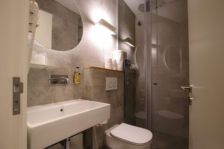 Bath Photo
