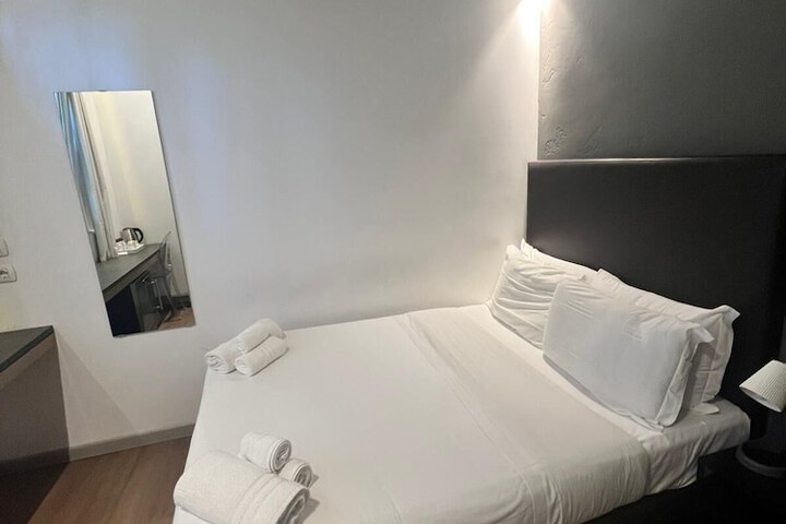 Room 18 of 30