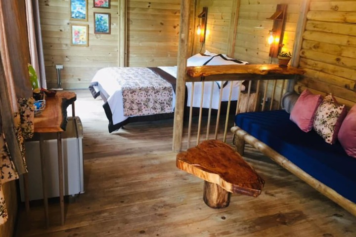 Room 6 of 44