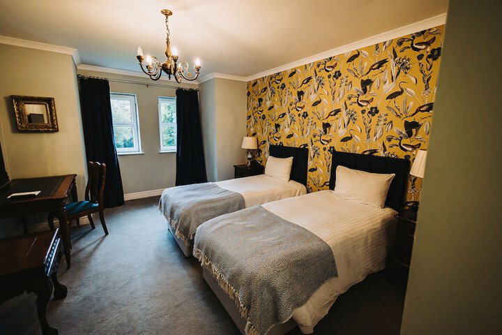 Room 6 of 49