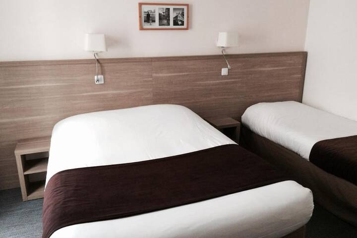 Room 20 of 37