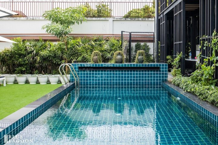Pool 31 of 54