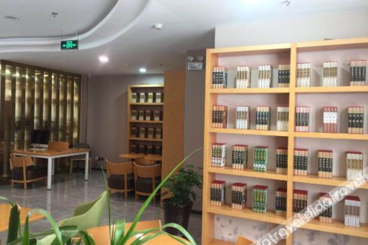 Hotel Interior 22 of 43