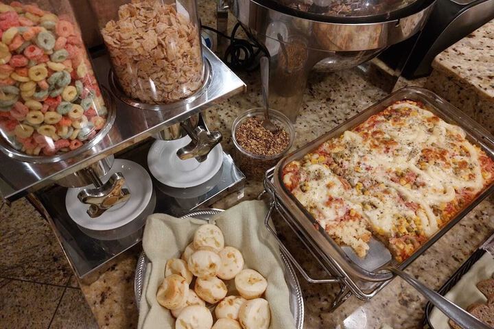 Dining 67 of 79