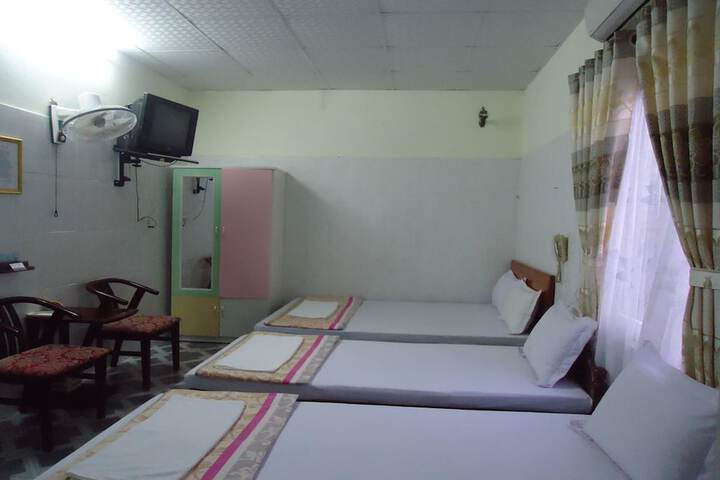 Room 20 of 49