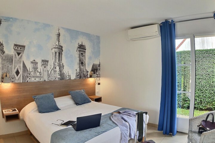 Room 15 of 41