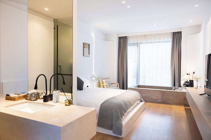 Room 20 of 125