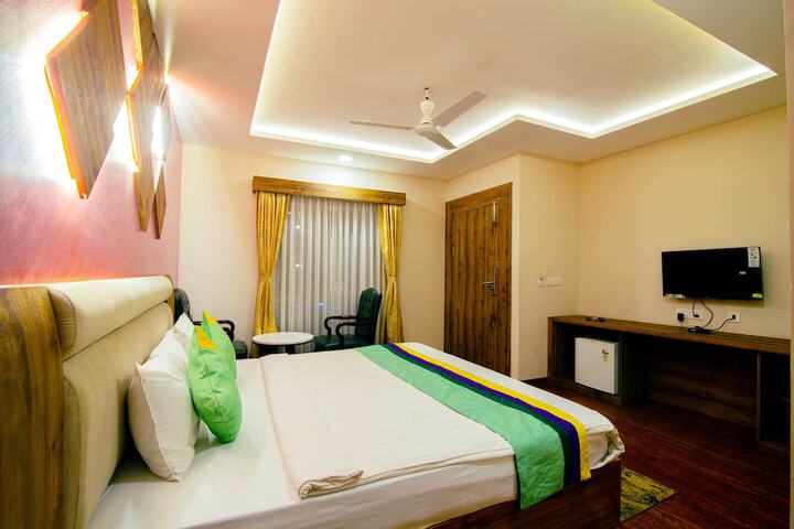 Room 42 of 70
