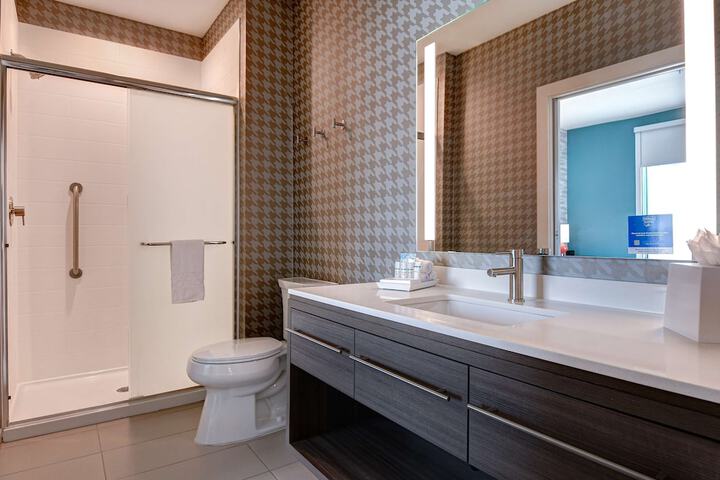 Bathroom shower