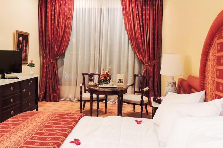 Room 15 of 63