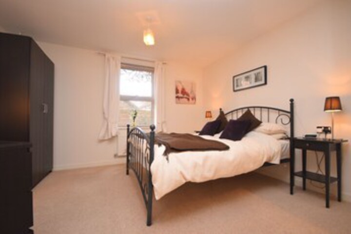 Room 13 of 26