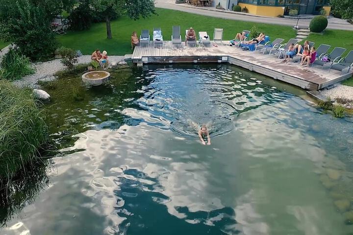 Hotel with Pool