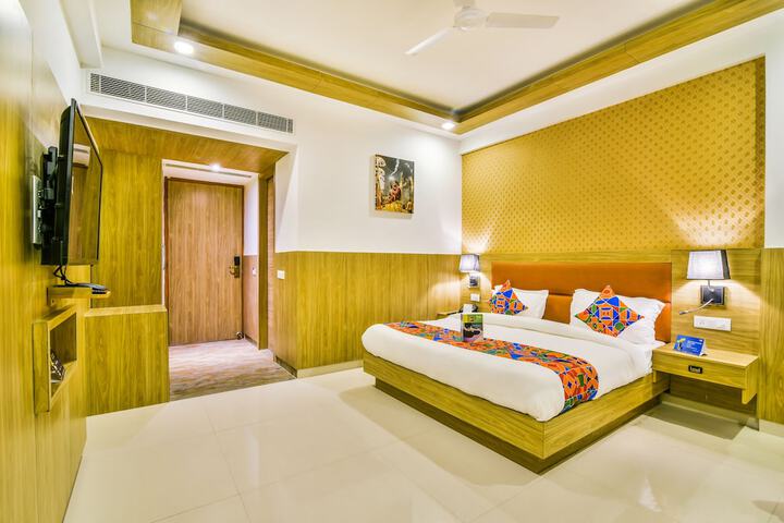 Rove by FabHotel