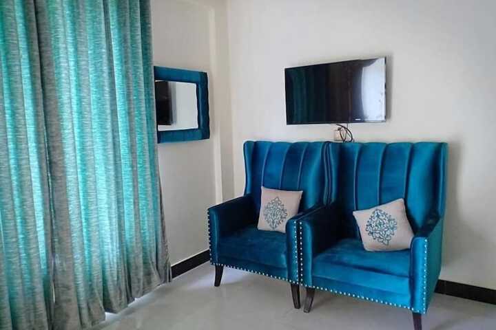 Room 22 of 34