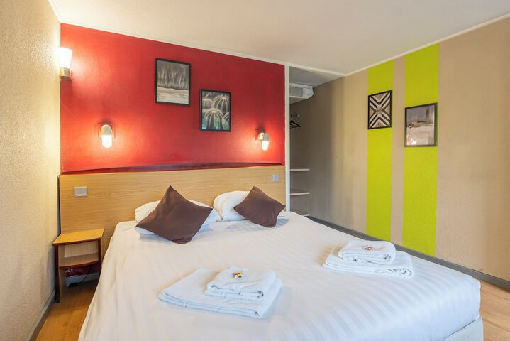 Room 19 of 52