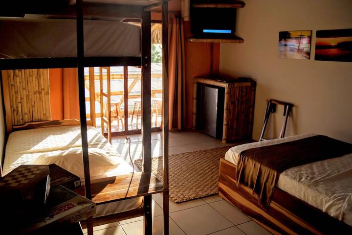 Room 7 of 170