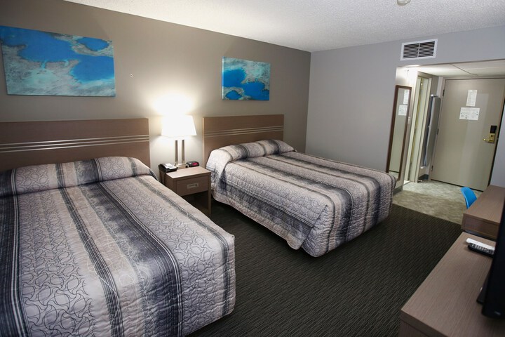 Room 11 of 60